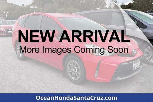 2016 Toyota Prius v Four