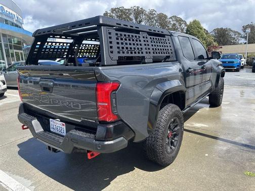 2024 Toyota Tacoma Hybrid TRD PRO