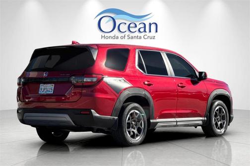 2023 Honda Pilot EX-L 8-Passenger