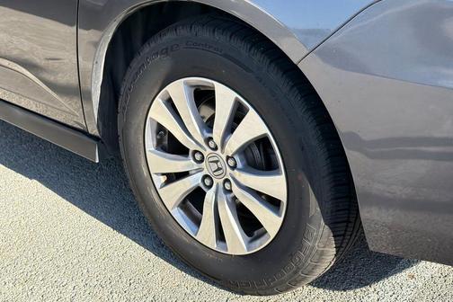 Modern Steel Metallic 2016 Honda Odyssey SE