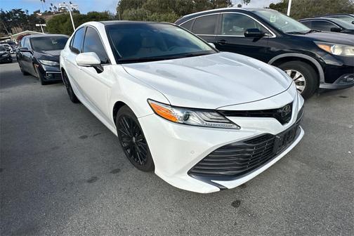 2018 Toyota Camry XLE