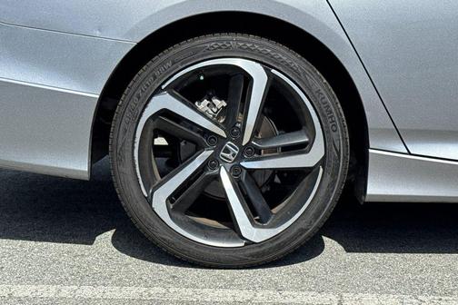 Lunar Silver Metallic 2022 Honda Accord Hybrid Sport