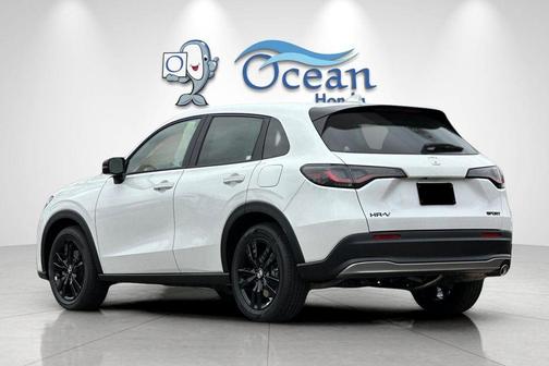 Platinum White Pearl 2027 Honda HR-V Sport
