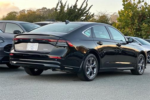 2025 Honda Accord Hybrid EX-L