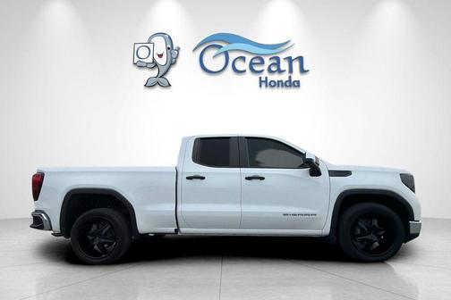 Summit White 2023 GMC Sierra 1500 Pro