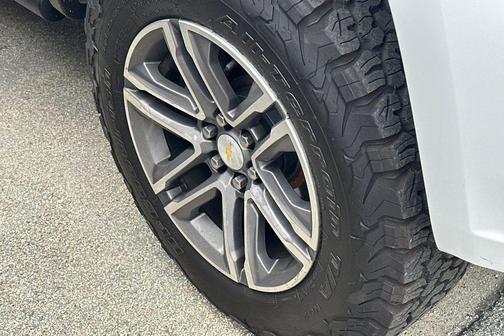 Summit White 2021 Chevrolet Colorado WT