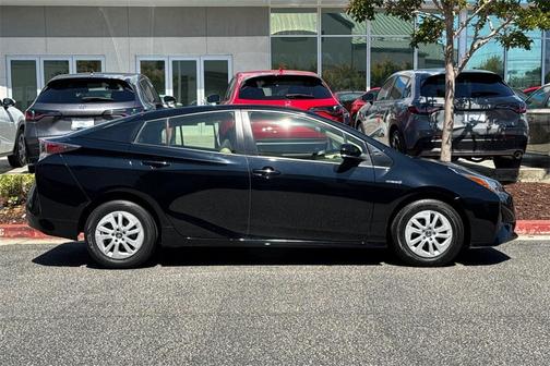 2018 Toyota Prius One
