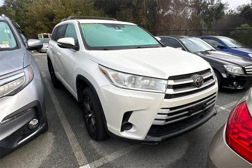2018 Toyota Highlander LE