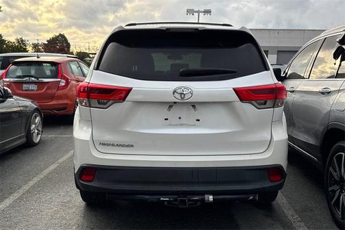 2018 Toyota Highlander LE