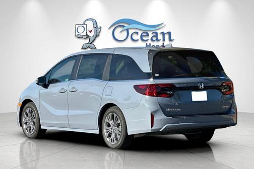 Sonic Gray Pearl 2026 Honda Odyssey Touring