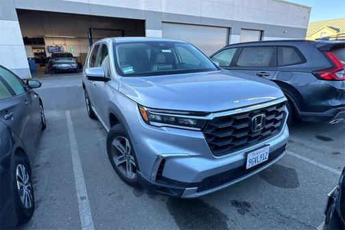 2023 Honda Pilot EX-L 7-Passenger