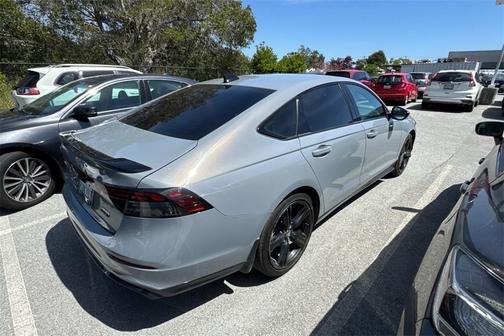 2023 Honda Accord Hybrid Sport-L