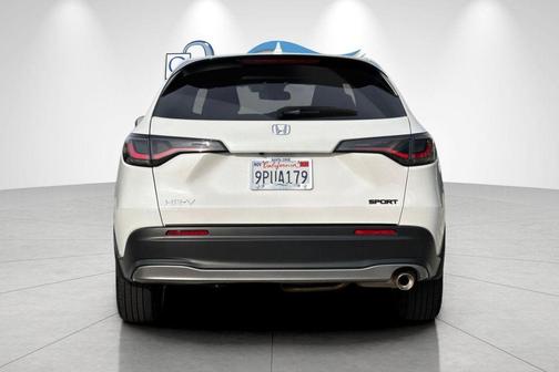 Platinum 2025 Honda HR-V Sport