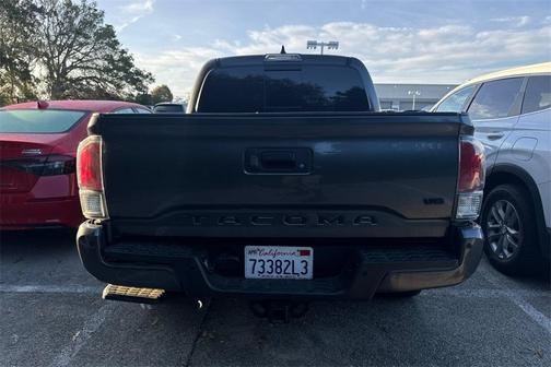 2022 Toyota Tacoma TRD Sport