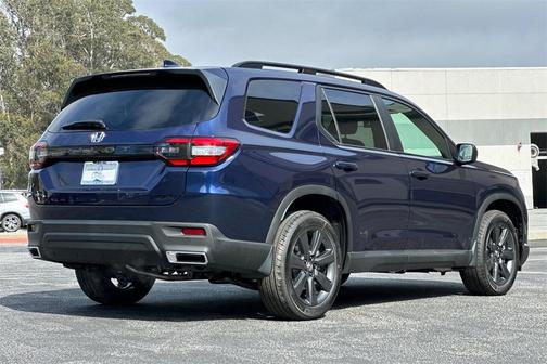 2025 Honda Pilot Sport
