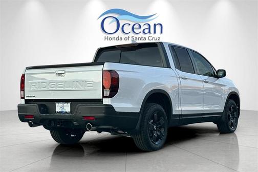 2025 Honda Ridgeline Black Edition