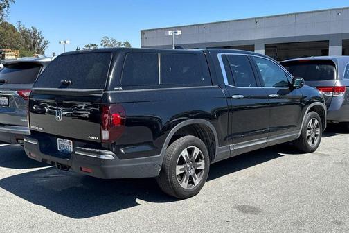 Crystal Black Pearl 2018 Honda Ridgeline RTL-E