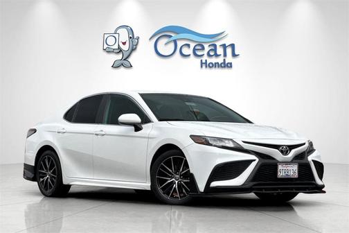 2021 Toyota Camry SE