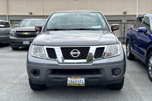 Gun Metallic 2019 Nissan Frontier SV-I4