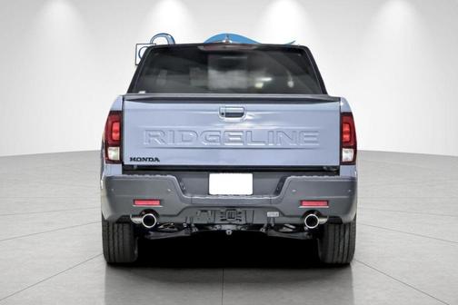 Sonic Gray Pearl 2026 Honda Ridgeline Black Edition