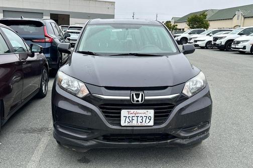 Crystal Black Pearl 2016 Honda HR-V LX