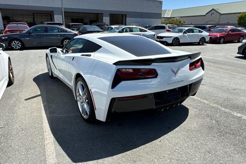Arctic White 2018 Chevrolet Corvette Stingray