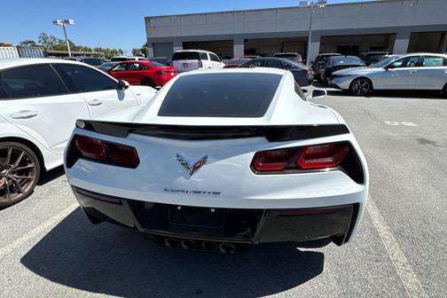 Arctic White 2018 Chevrolet Corvette Stingray