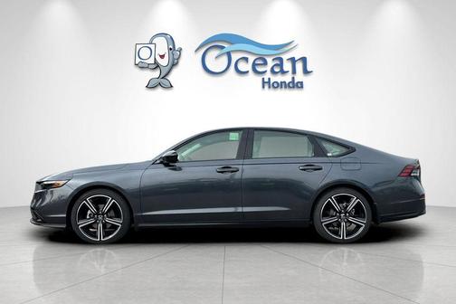Meteorite Gray Metallic 2026 Honda Accord SE