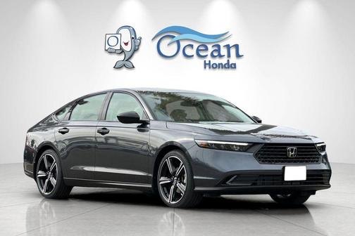 Meteorite Gray Metallic 2026 Honda Accord SE