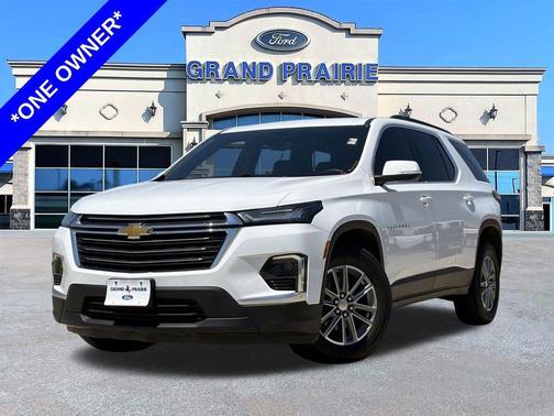 Summit White 2023 Chevrolet Traverse LT Leather
