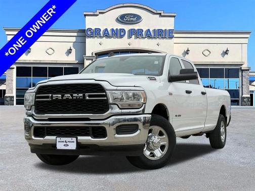 2021 RAM 2500 Tradesman Crew Cab 4x2 8' Box