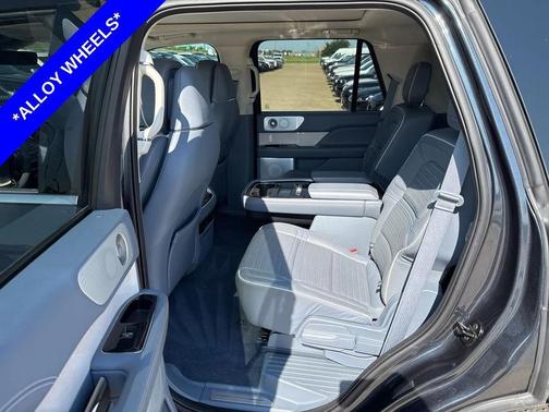 2021 Lincoln Navigator Black Label