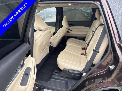 2022 INFINITI QX60 Pure