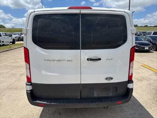 2022 Ford Transit-350 XLT