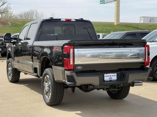 Agate Black Metallic 2026 Ford F-250 King Ranch