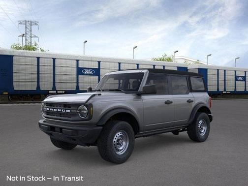 Carbonized Gray Metallic 2026 Ford Bronco Base