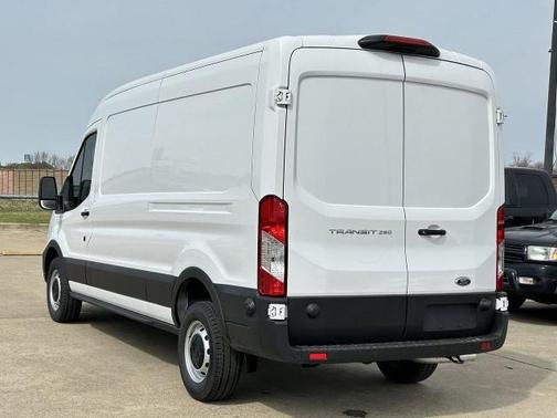 2025 Ford Transit-250 Base