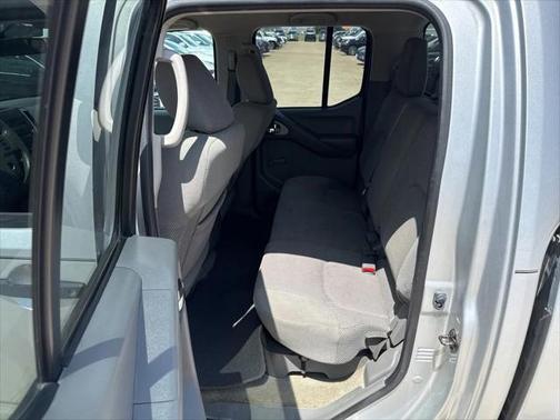 2014 Nissan Frontier S