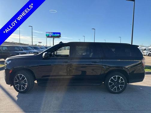 2024 Chevrolet Suburban RST