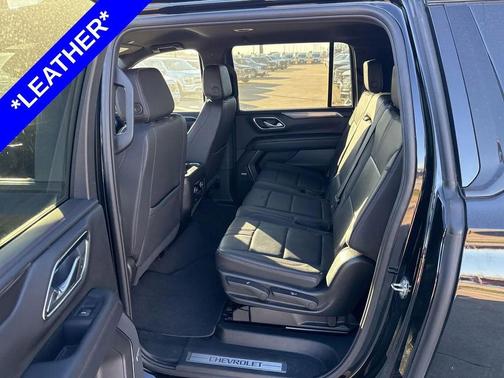 2024 Chevrolet Suburban RST