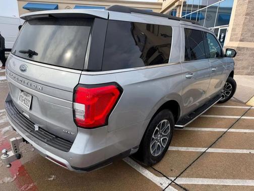 2022 Ford Expedition Max XLT