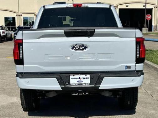 2025 Ford F-150 Lightning XLT