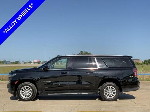 Black 2024 Chevrolet Suburban LT