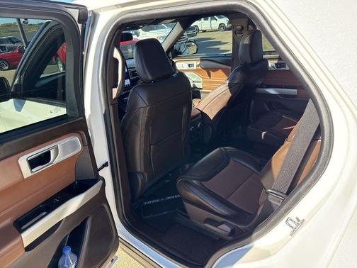 2022 Ford Explorer King Ranch