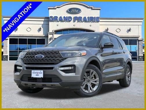 Carbonized Gray Metallic 2022 Ford Explorer XLT