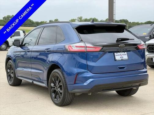 2022 Ford Edge SE