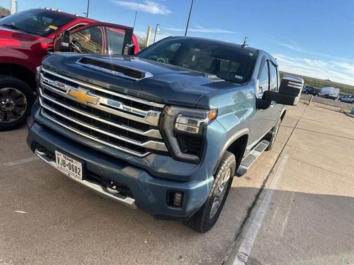 2024 Chevrolet Silverado 3500 High Country