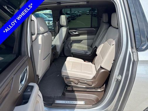 Sterling Gray Metallic 2023 Chevrolet Suburban 4WD Z71