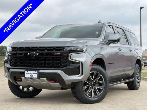 Sterling Gray Metallic 2023 Chevrolet Suburban 4WD Z71
