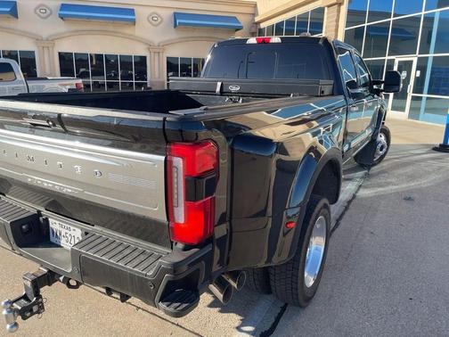 2024 Ford F-450 Limited